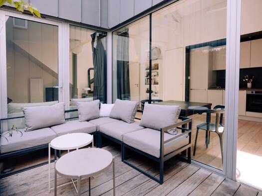 Appartement à vendre 345 000 € 3 pièces 2 chambres 56,9 m² Étage 1/1 Bordeaux 33000