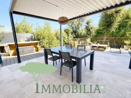Maison à vendre 599 000 € 5 pièces 3 chambres 138 m² 600 m² de terrain Le Fort Six-Fours-les-Plages 83140