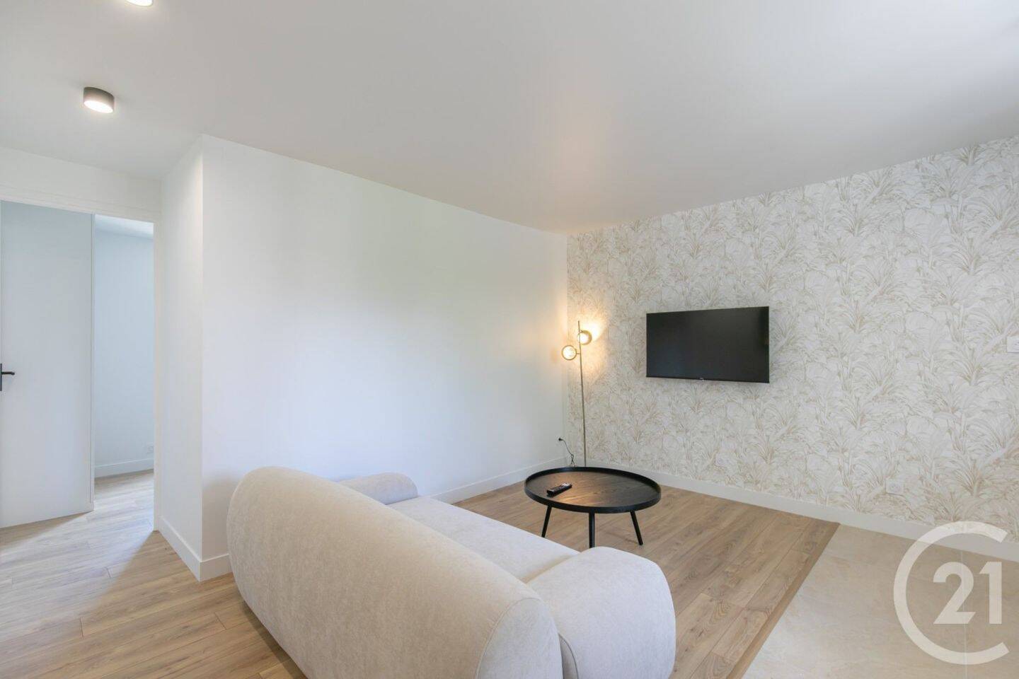Maison à louer, 35m², SAINT MAUR DES FOSSES