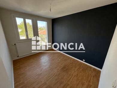 Appartement à louer 850 € 5 pièces 3 chambres 90 m² Étage 2/4 Briffaut Rousset-Laprat Maninet-Fontlozier La Palla Valence 26000