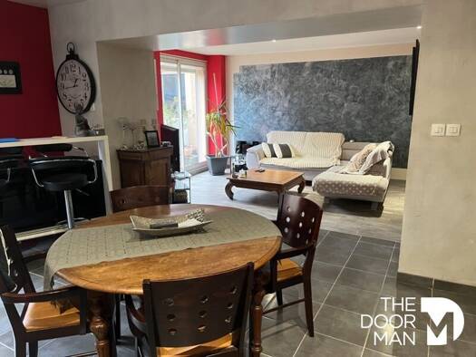 Maison à vendre 165 000 € 5 pièces 3 chambres 178 m² 399 m² de terrain Biesles 52340