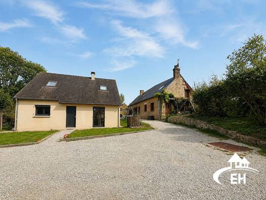 Maison à vendre 181 000 € 4 pièces 3 chambres 147 m² 1 521 m² de terrain Sainte-Scolasse-sur-Sarthe 61170
