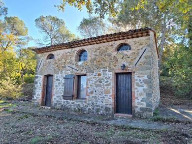 Maison à vendre 209 000 € 3 pièces 2 chambres 55 m² 1 548 m² de terrain Le Val 83143