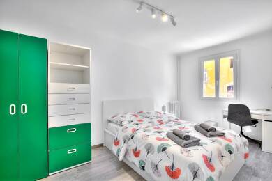 Appartement à louer 1 790 € 4 pièces 3 chambres 74 m² 2ème étage Nice 06300