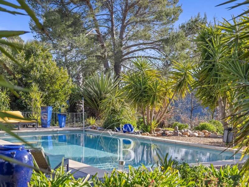 Maison à vendre, 145m², BAGNOLS EN FORET