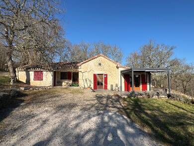 Maison à vendre 220 500 € 3 pièces 2 chambres 78 m² 8 850 m² de terrain Belaye 46140