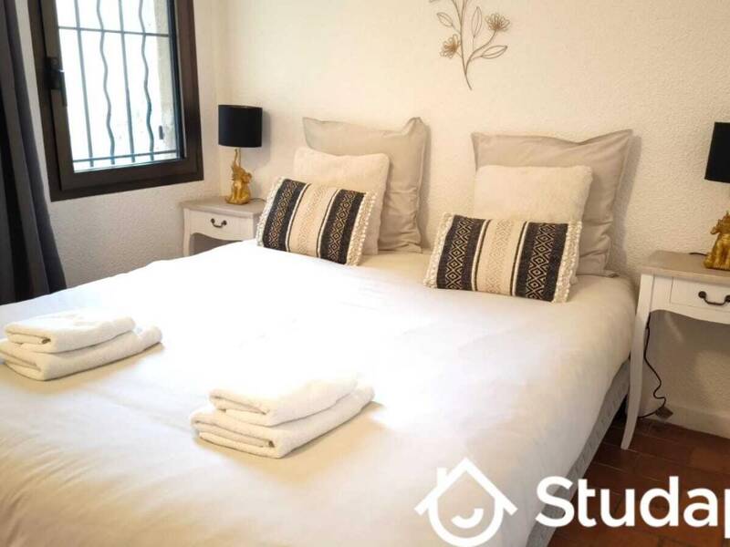 Maison à louer, 50m², CASSIS