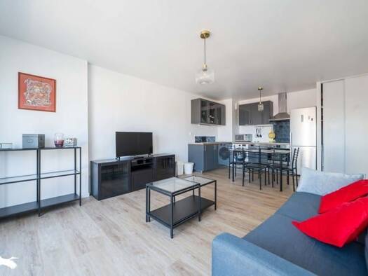 Appartement à vendre 165 889 € 2 pièces 1 chambre 49 m² Étage 2/5 Nantes 44300