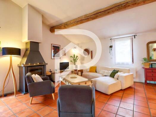 Villa à vendre 430 000 € 5 pièces 4 chambres 122 m² 1 170 m² de terrain Vinon-sur-Verdon 83560