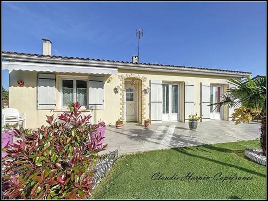 Maison de plain-pied à vendre 168 200 € 5 pièces 4 chambres 88 m² 588 m² de terrain Les Loges Parthenay 79200