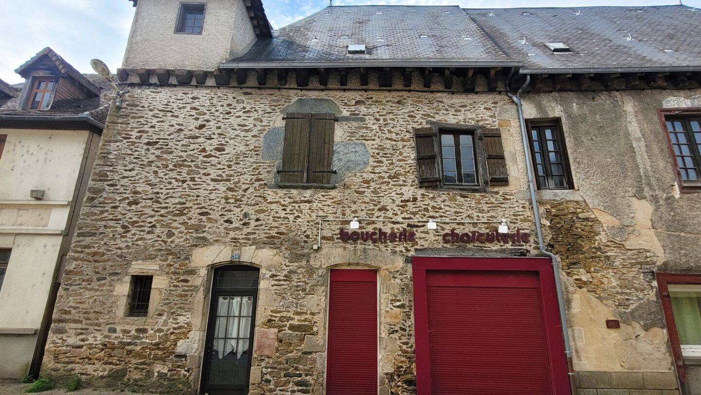 Maison à vendre, 180m², MAGNAC BOURG