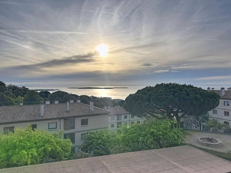 Maison à louer, 69m², CANNES