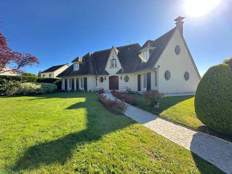 Maison à vendre, 271m², CLERMONT