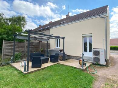 Maison à vendre 124 000 € 4 pièces 3 chambres 83 m² 500 m² de terrain Bois Francs-Le Parc-Le Poivre Saint-Vallier 71230