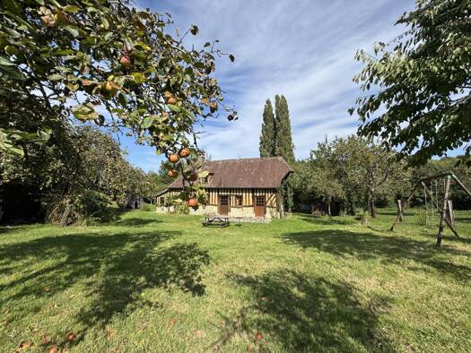 Maison à vendre 221 055 € 1 pièce 1 chambre 68 m² 1 100 m² de terrain Cambremer 14340