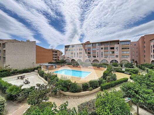 Appartement à vendre 129 000 € 2 pièces 1 chambre 30 m² Étage 2/5 Le Cap d'Agde Agde 34300