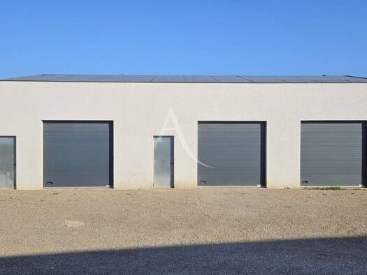 Entrepôt à louer 1 218 € 185 m² d'espace de stockage Rouffiac-Tolosan 31180