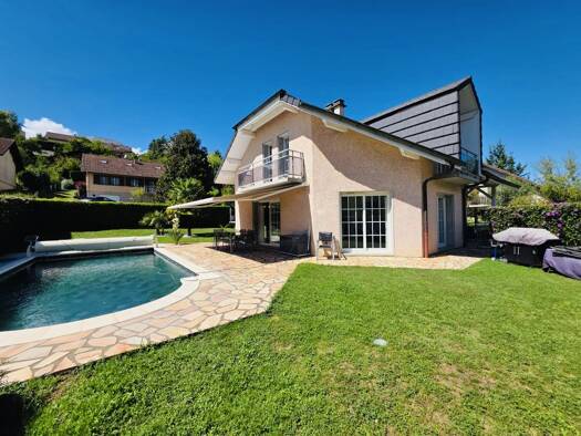 Maison à vendre 798 000 € 7 pièces 6 chambres 160 m² 1 086 m² de terrain Viviers-du-Lac 73420