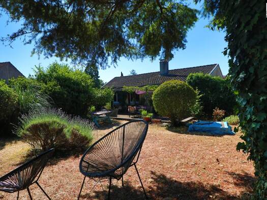 Maison à vendre 360 000 € 8 pièces 6 chambres 220 m² 384 m² de terrain Chambolle-Musigny 21220