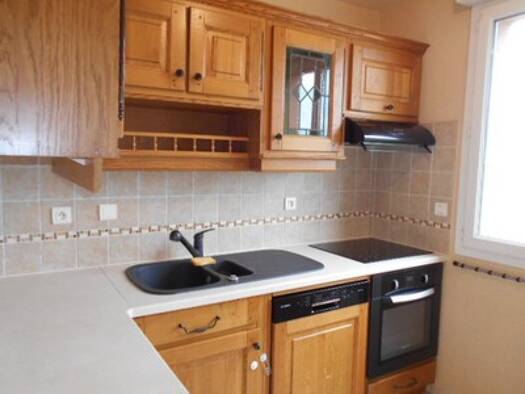 Appartement à louer 762 € 4 pièces 77,2 m² Étage 1/1 Villemandeur 45700