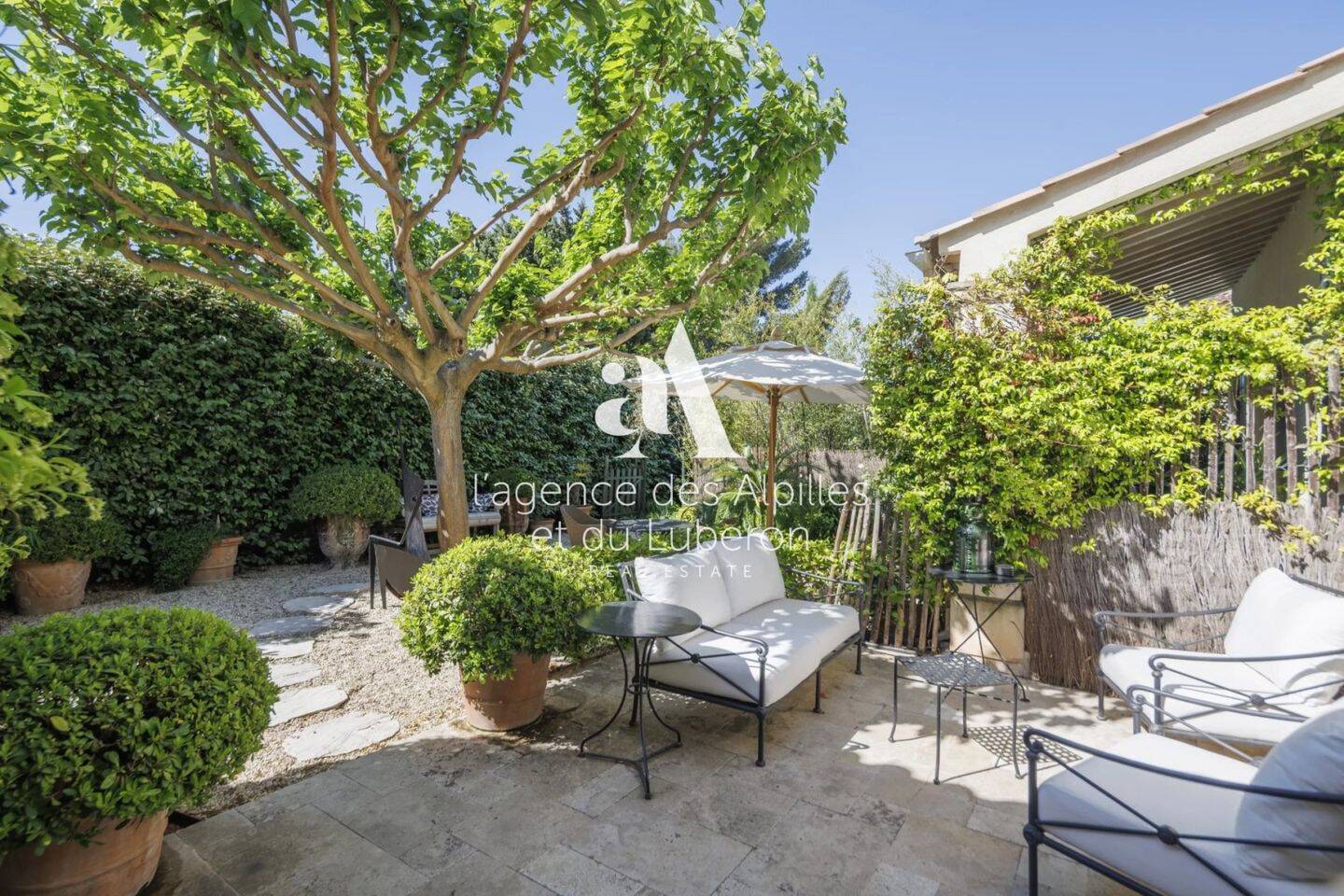 Maison à vendre, 200m², MAUSSANE LES ALPILLES