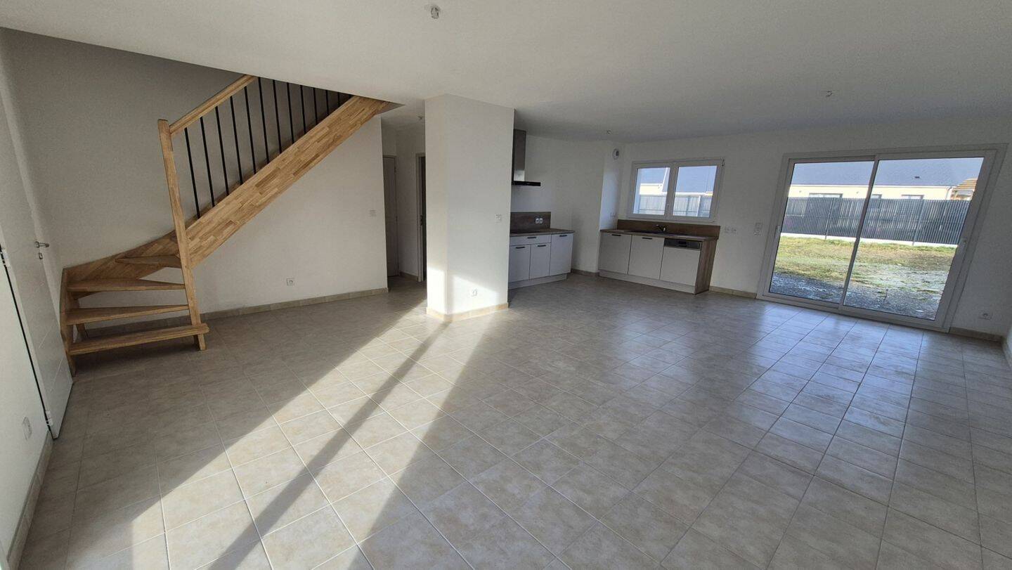 Maison à vendre, 112m², LA SUZE SUR SARTHE