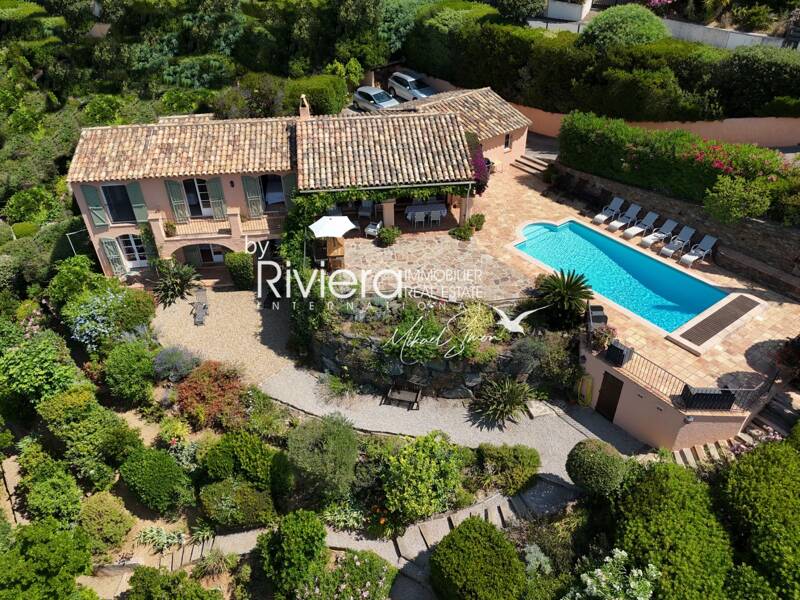 Maison à vendre, 157m², LA CROIX VALMER