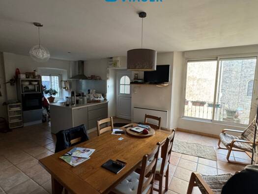 Maison en viager occupé Bouquet 34 500 € 6 pièces 5 chambres 150 m² Arlebosc 07410