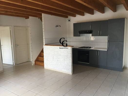 Maison à louer 1 190 € 5 pièces 4 chambres 69,3 m² Beautour Vertou 44120