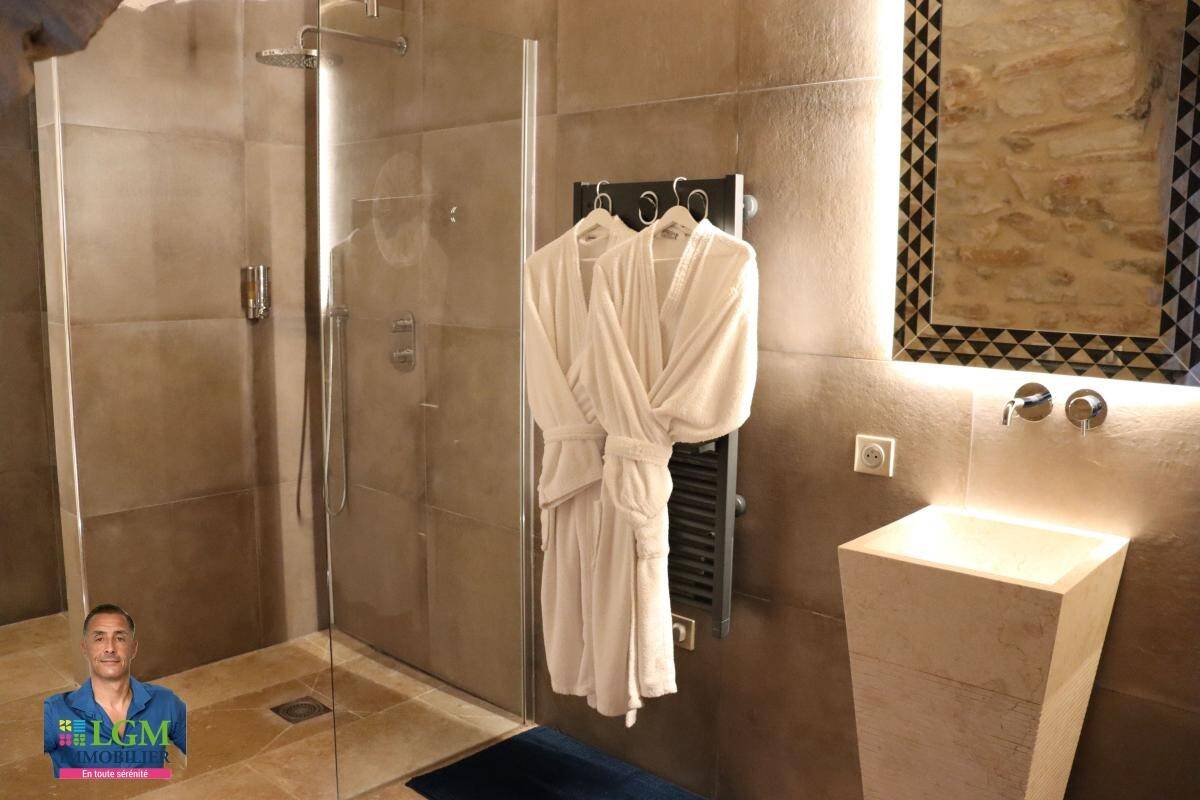 Maison à vendre, 397m², VEZENOBRES