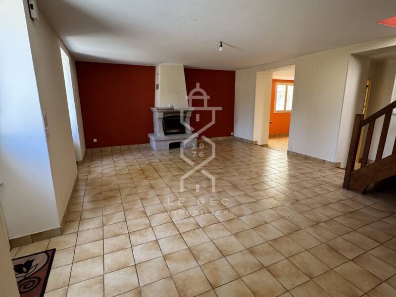 Maison à louer, 119m², CAUDAN