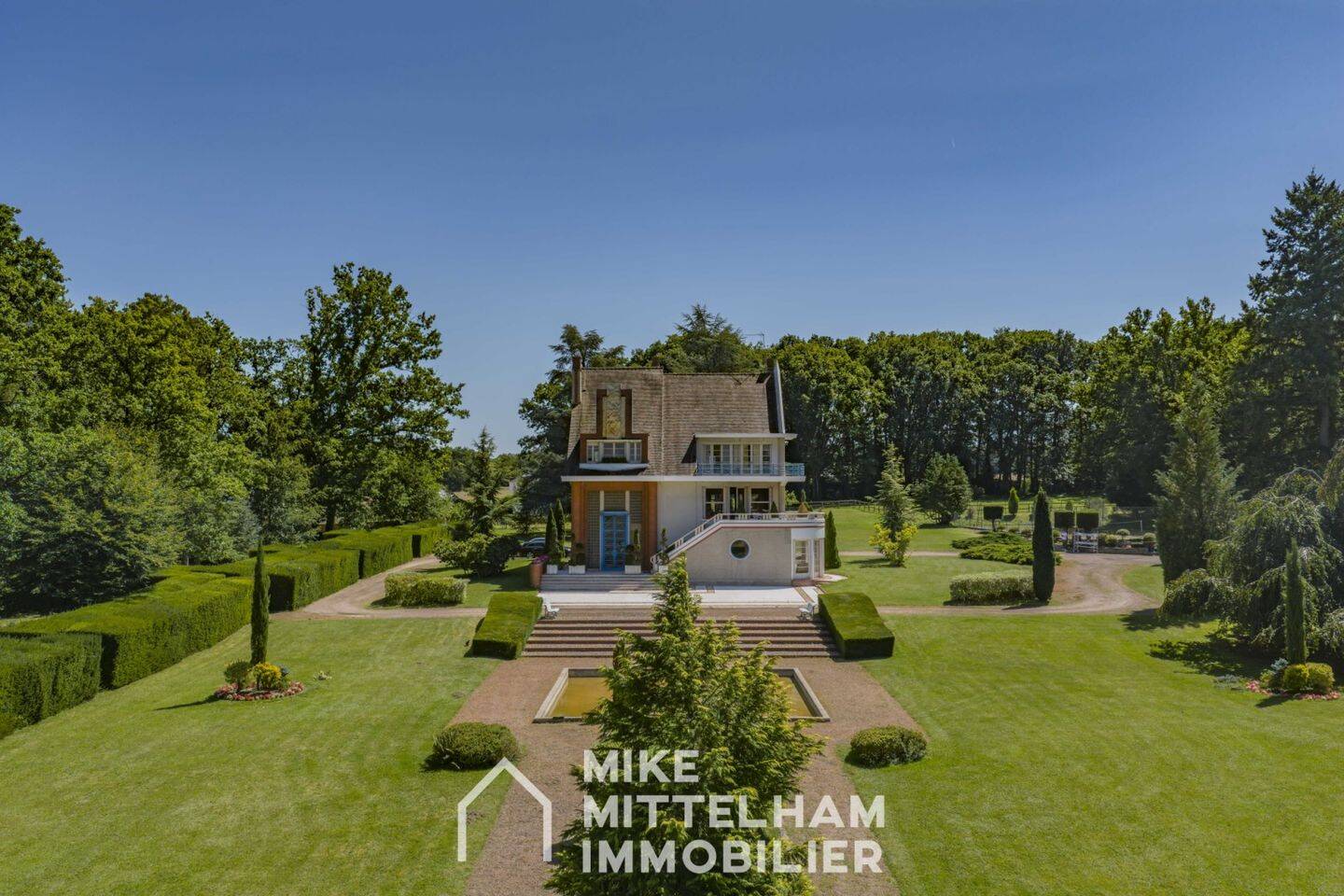 Maison à vendre, 465m², POIGNY LA FORET