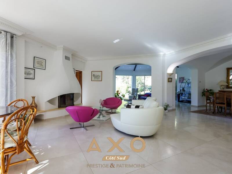 Maison à vendre, 240m², MEYREUIL