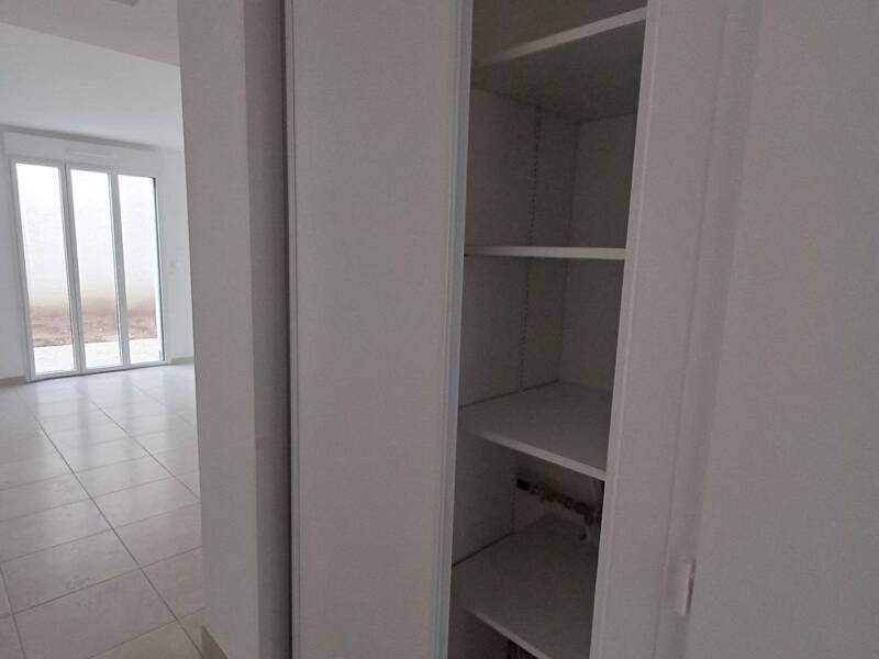 Maison à louer, 66m², LYON 8E