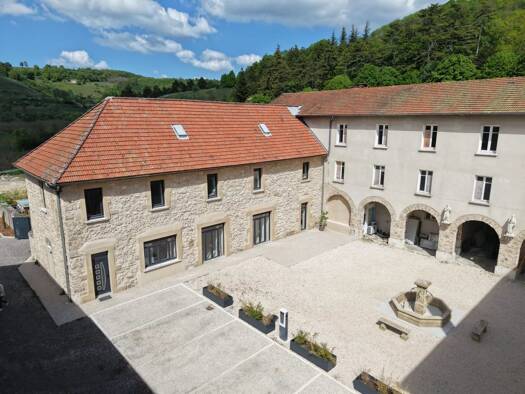 Maison à vendre 724 000 € 10 pièces 7 chambres 258 m² 17 870 m² de terrain La Plaine Saint-Marcellin 38160