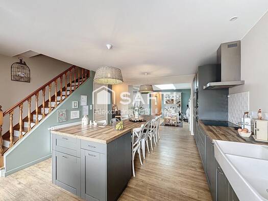Maison à vendre 223 000 € 6 pièces 4 chambres 115 m² 451 m² de terrain Nord Est Lens 62300