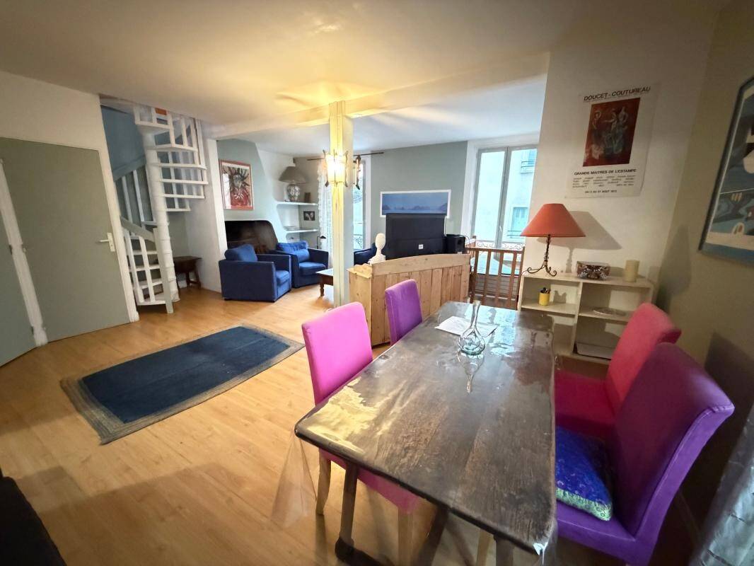 Maison à vendre, 93m², SAINT MAUR DES FOSSES