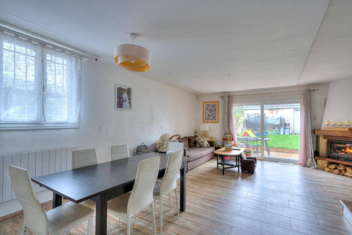 Maison à vendre, 92m², COURCOURONNES