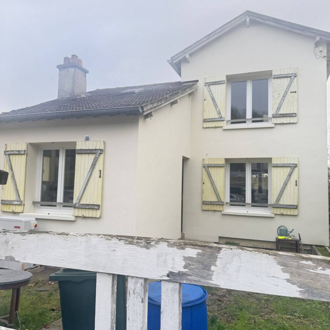 Maison à vendre, 94m², JUZIERS
