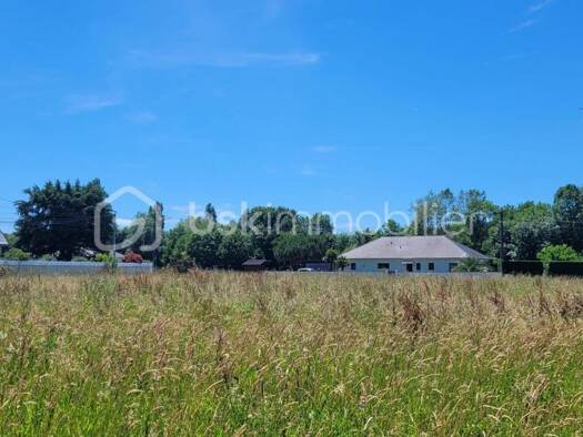 Terrain constructible viabilisé à vendre 83 500 € 965 m² de terrain Artigueloutan 64420