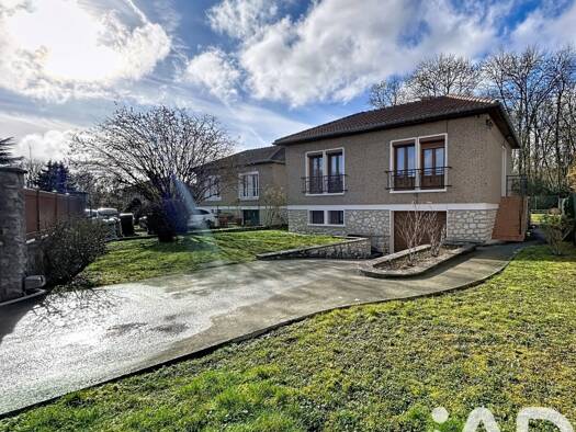 Maison de plain-pied à vendre 286 000 € 5 pièces 3 chambres 81 m² 531 m² de terrain Nord-Centre Cesson 77240