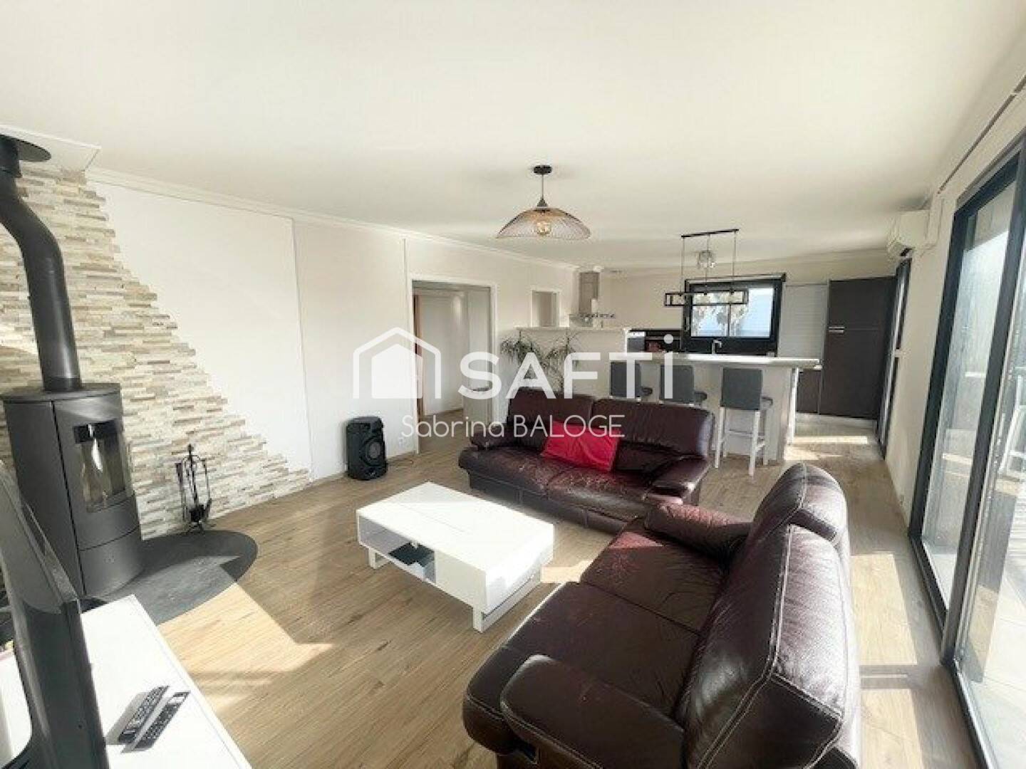 Maison à vendre, 198m², VILLENEUVE LES BEZIERS