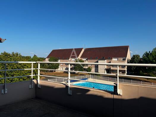 Appartement à vendre 84 000 € 2 pièces 1 chambre 35,72 m² Étage 2/2 Lux 71100