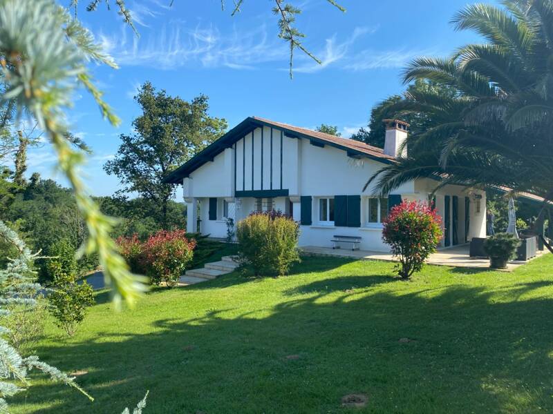 Maison à vendre, 223m², URCUIT