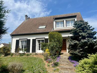 Maison à vendre 421 000 € 6 pièces 4 chambres 136 m² 1 240 m² de terrain Leclerc-Verdun Nord Est Brie Comte Robert 77170