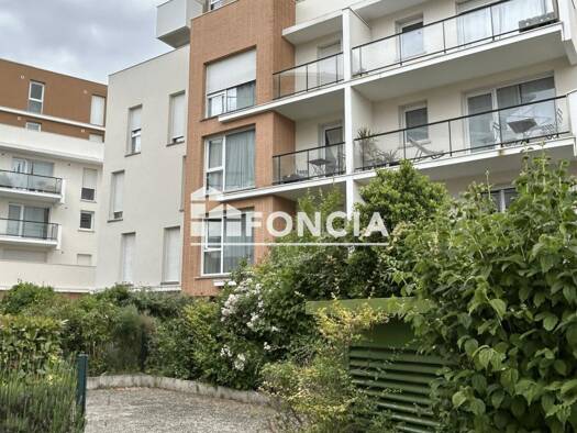 Appartement à vendre 113 300 € 2 pièces 1 chambre 43,15 m² Étage 2/4 Centre Ancien Lucé 28110