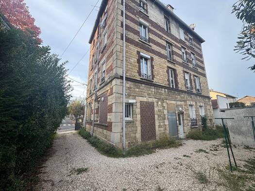 Appartement à vendre 125 000 € 2 pièces 1 chambre 32 m² Étage 3/3 Condos Arnouville 95400