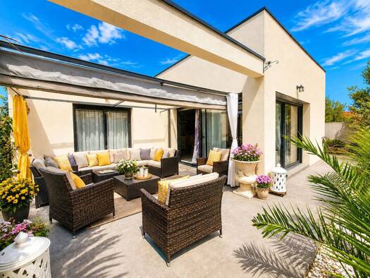 Maison de plain-pied à vendre 450 000 € 4 pièces 3 chambres 127 m² 550 m² de terrain Saint-Rambert-d'Albon 26140