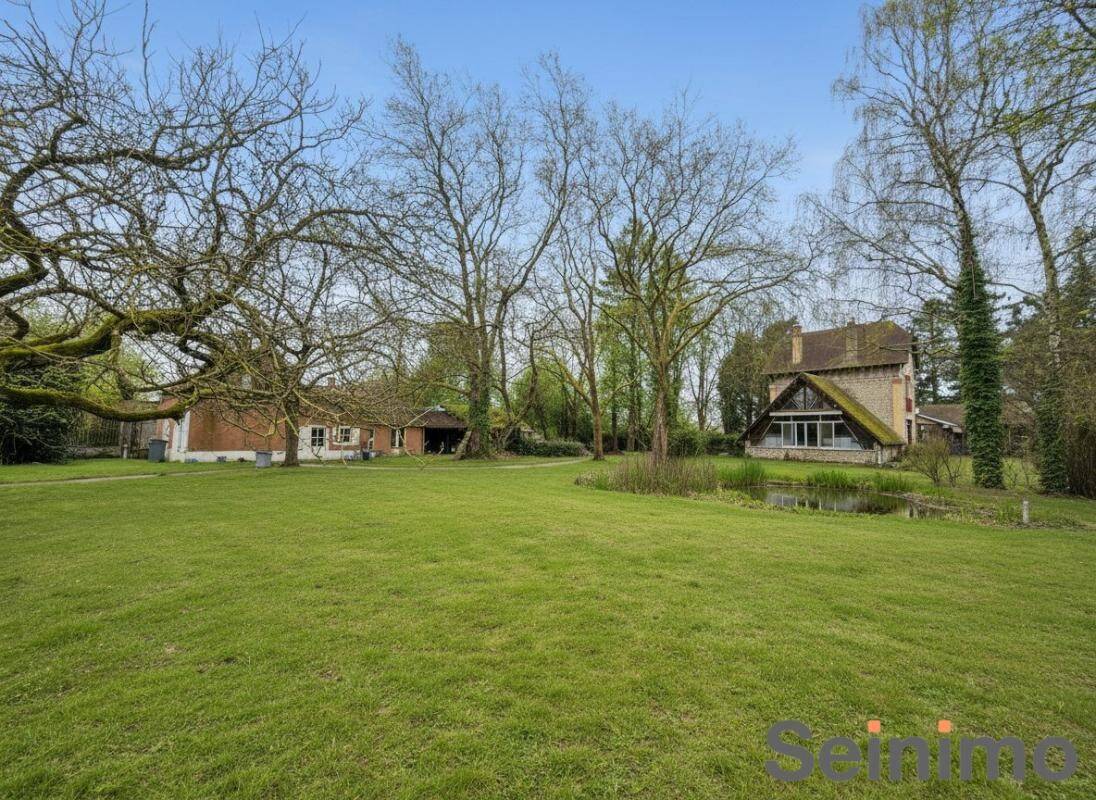 Maison à vendre, 294m², SOUPPES SUR LOING