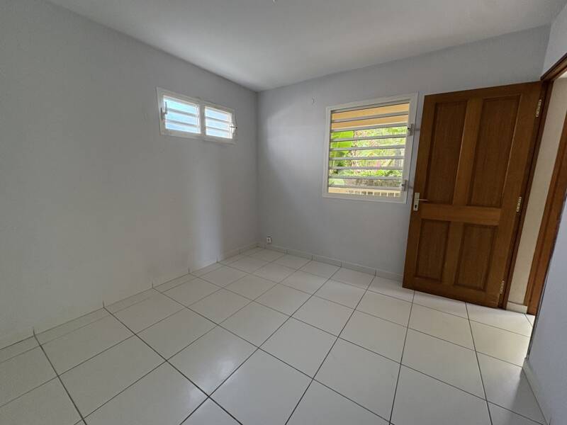 Maison à louer, 60m², LE GOSIER